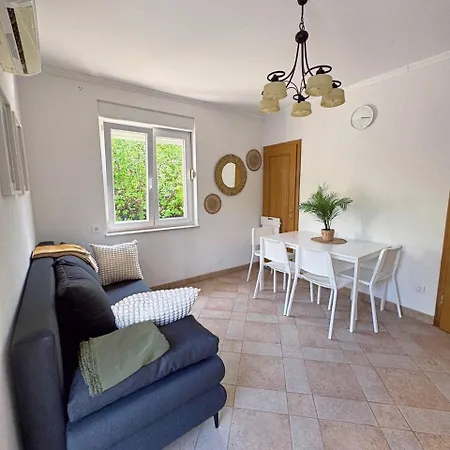 In Seget Apartment *